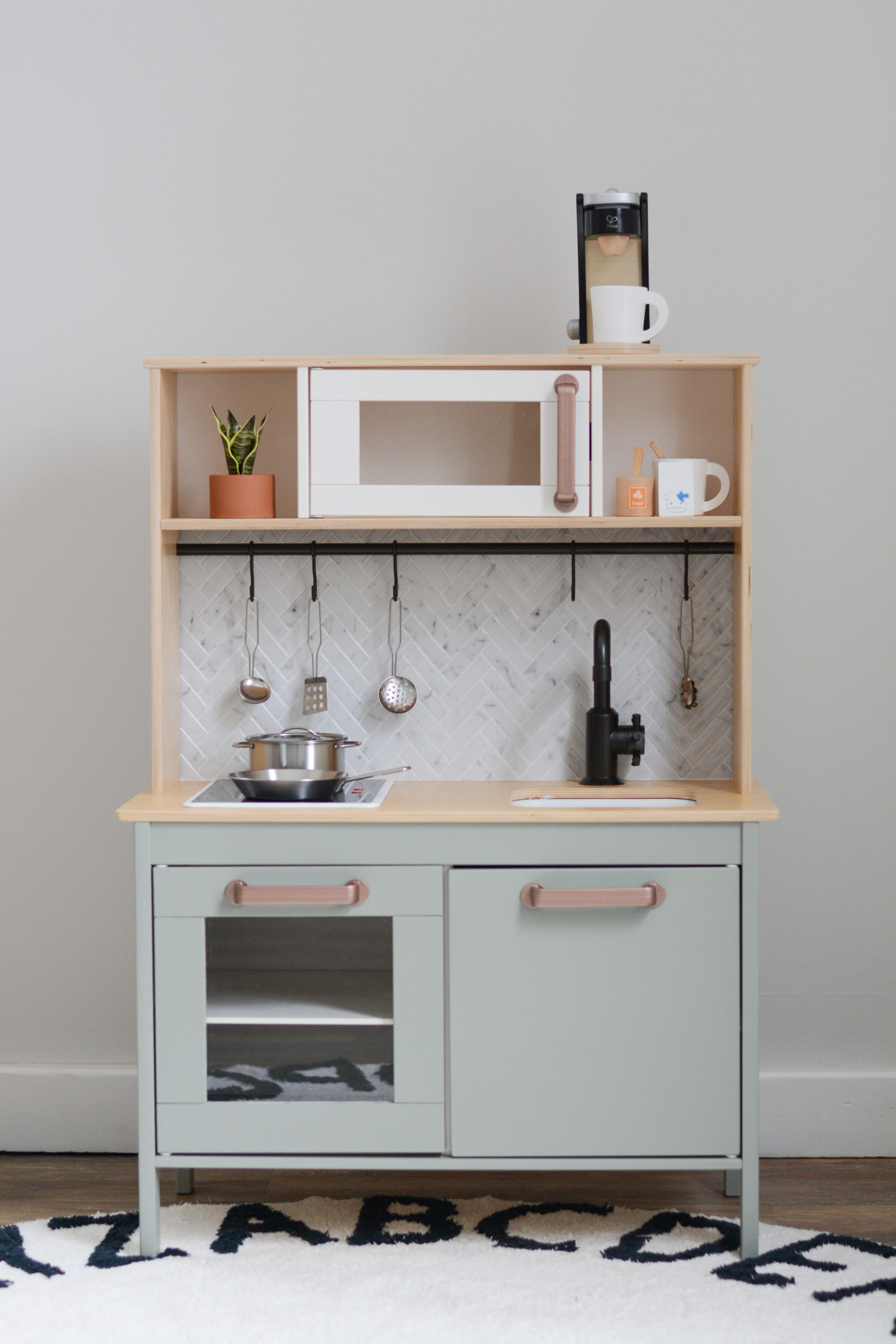 IKEA Duktig Play Kitchen Makeover